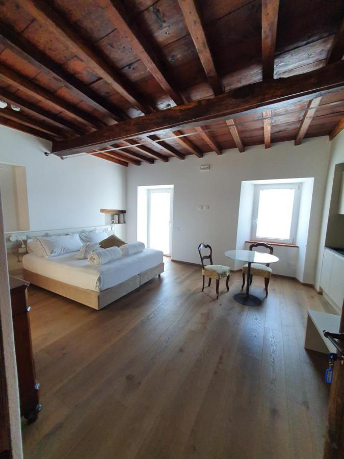 Casa Castagna 1620 Bed & Breakfast Mergozzo Exterior foto
